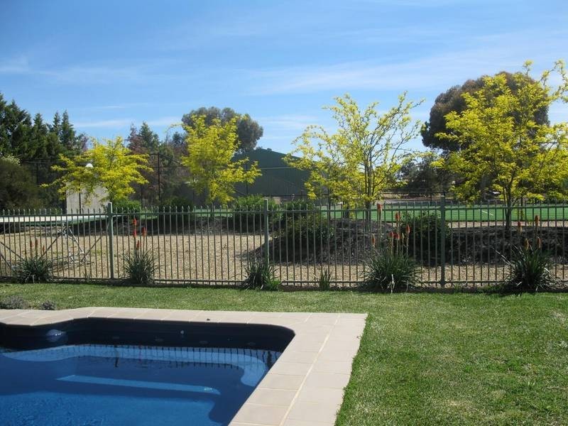 38 Wallingford Court, Echuca VIC 3564