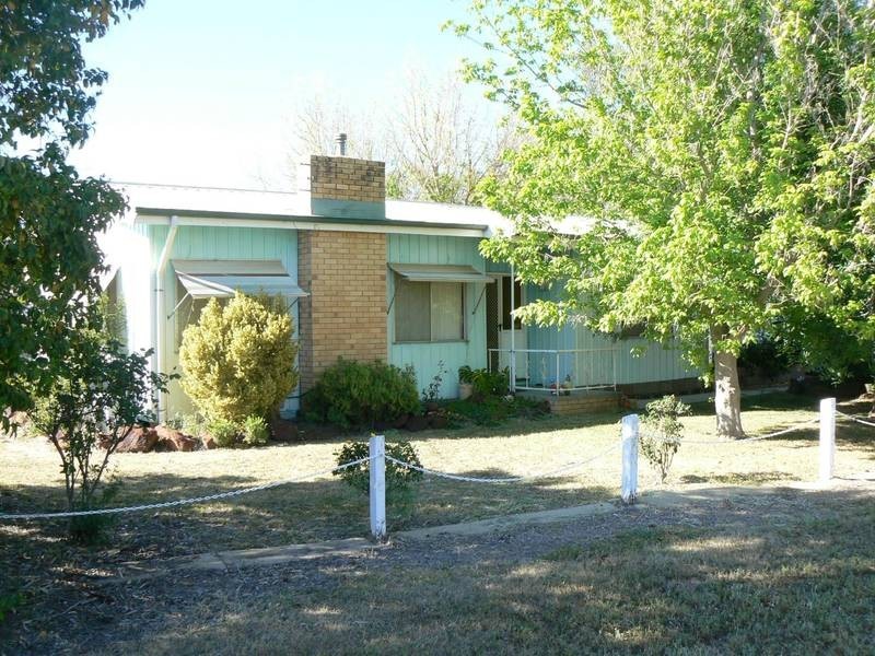 77 Regent Street, Moama NSW 2731