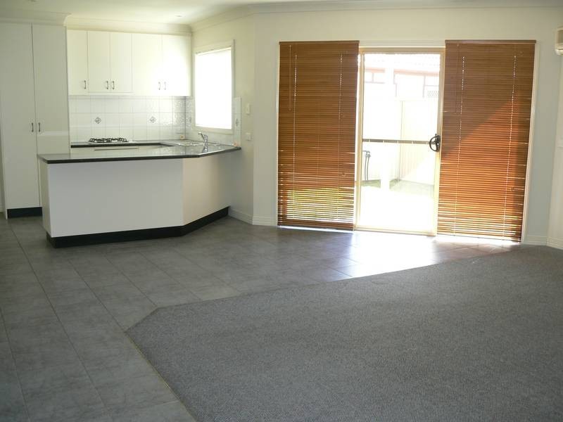 2/2 Echuca Street, Moama NSW 2731