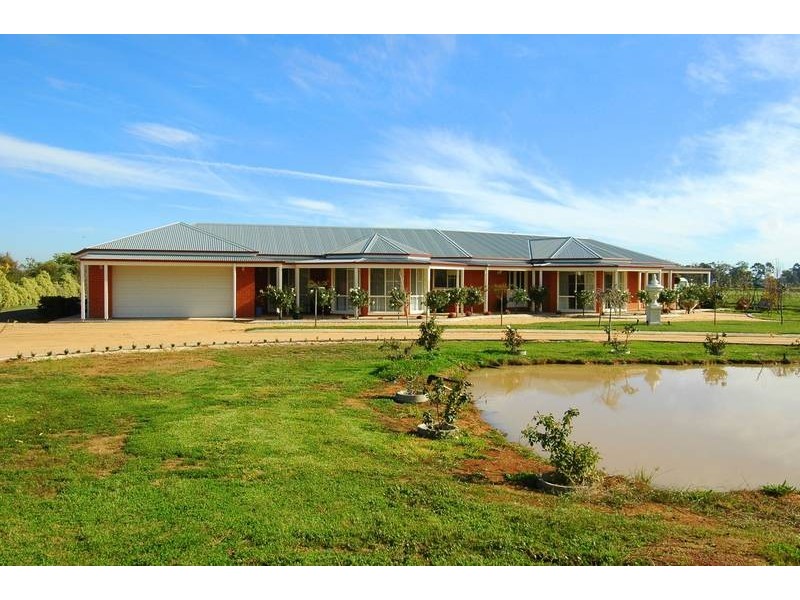 8541 Northern Highway, Echuca VIC 3564