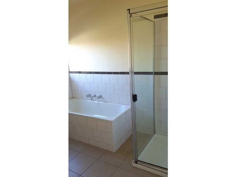 2/140 Bowen St, Echuca VIC 3564