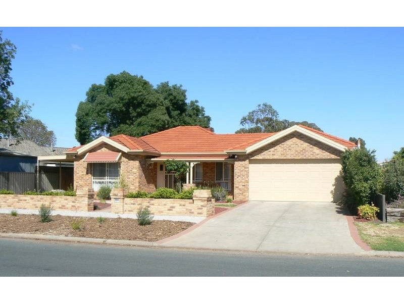 63 Crossen Street, Echuca VIC 3564