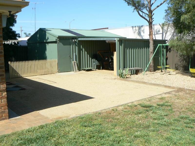 63 Crossen Street, Echuca VIC 3564