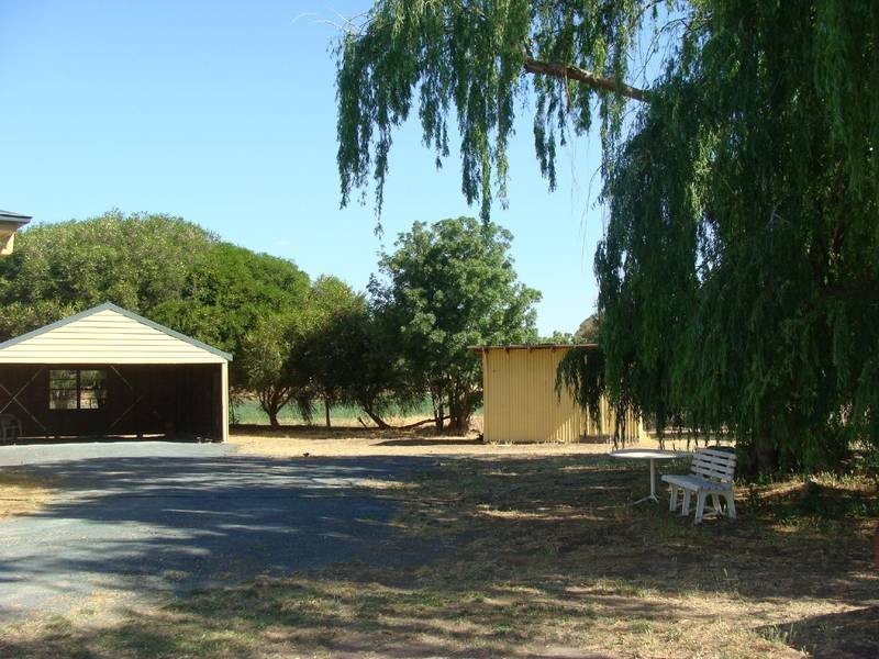 1 Corner Lowrie Road & Bamawm Road, Bamawm VIC 3561