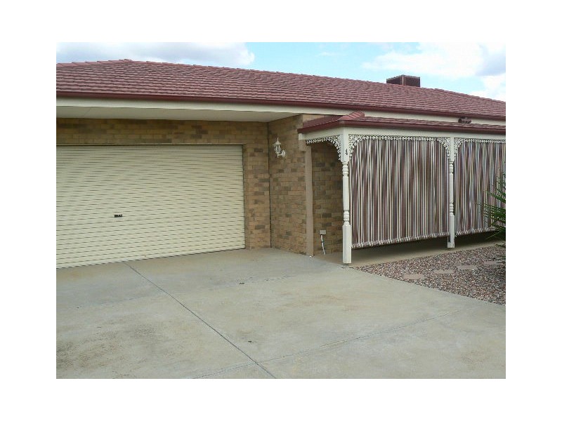 4/112 Sutton St, Echuca VIC 3564