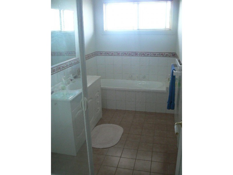 4/112 Sutton St, Echuca VIC 3564