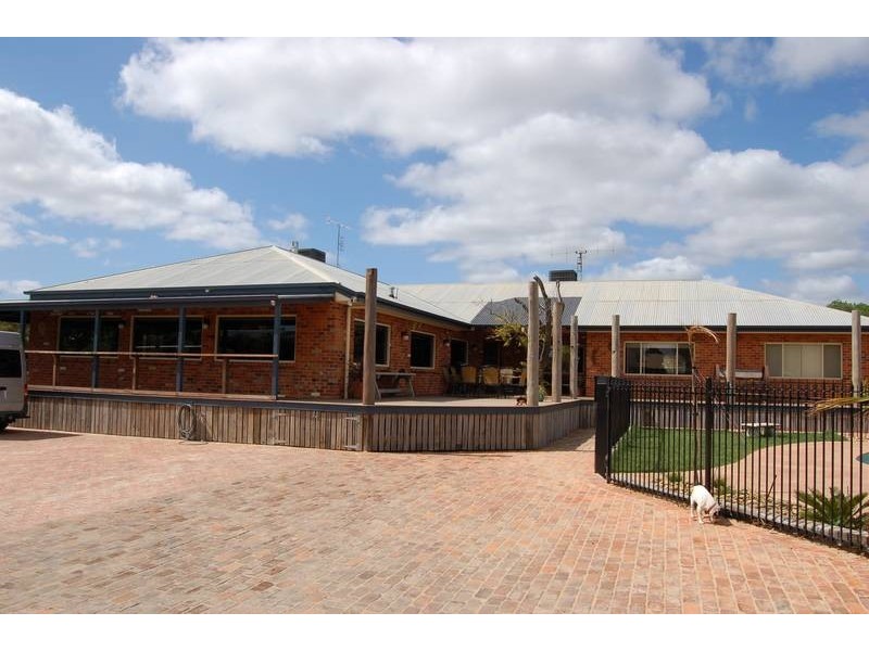 102 Goulburn Road, Echuca VIC 3564