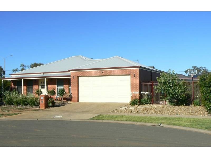 12 Willicent Terrace, Echuca VIC 3564