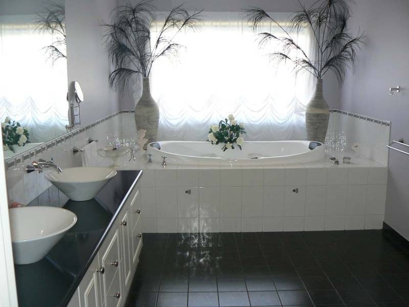 6 Silvergum Place, Moama NSW 2731