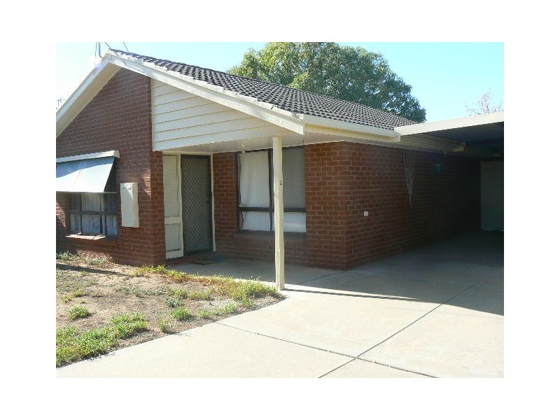 2/70 Hovell Street, Echuca VIC 3564