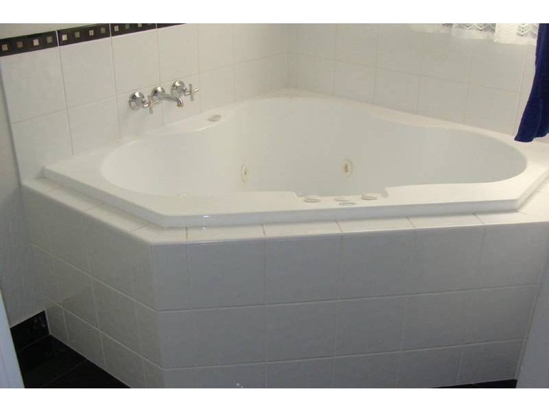 8 Paradise Place, Moama NSW 2731