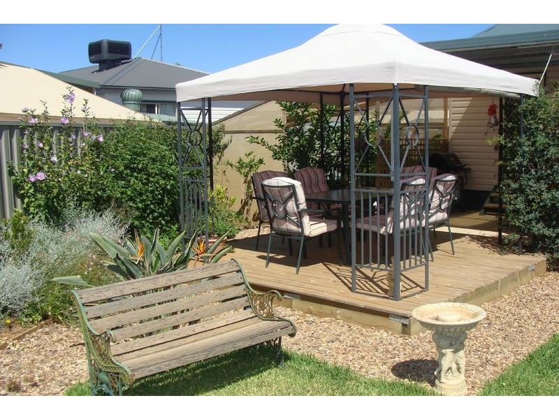 8 Paradise Place, Moama NSW 2731