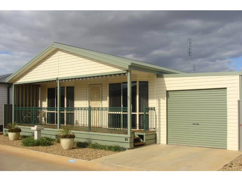 45 Swan Boulevard, Moama NSW 2731