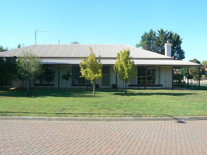 6 Canberra Court, Moama NSW 2731