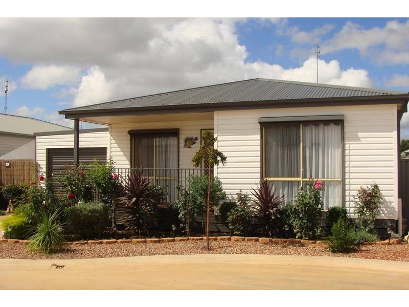 4 Rivergums Court Cobb Haven, Moama NSW 2731