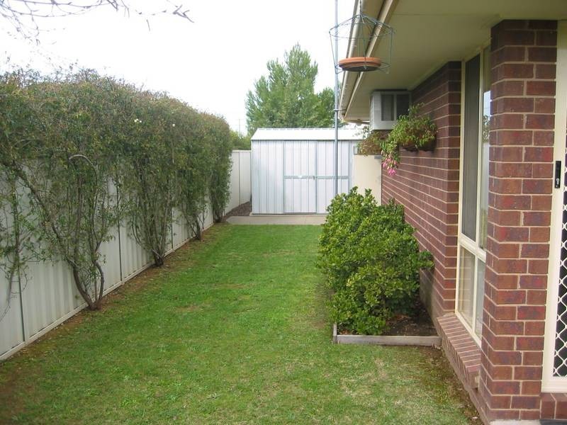 2/13 McLaren Drive, Moama NSW 2731
