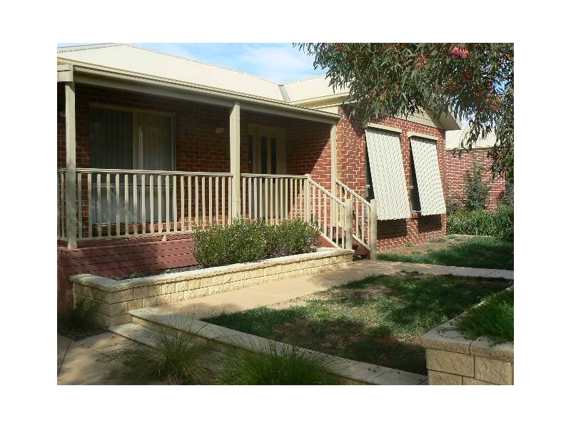 1/142 Bowen Street, Echuca VIC 3564