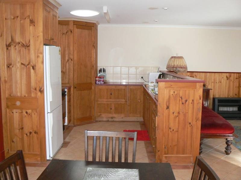 9 – 11 a Shaw Street, Echuca VIC 3564