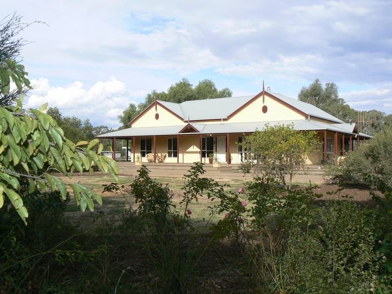 322 Bangerang Road, Echuca VIC 3564