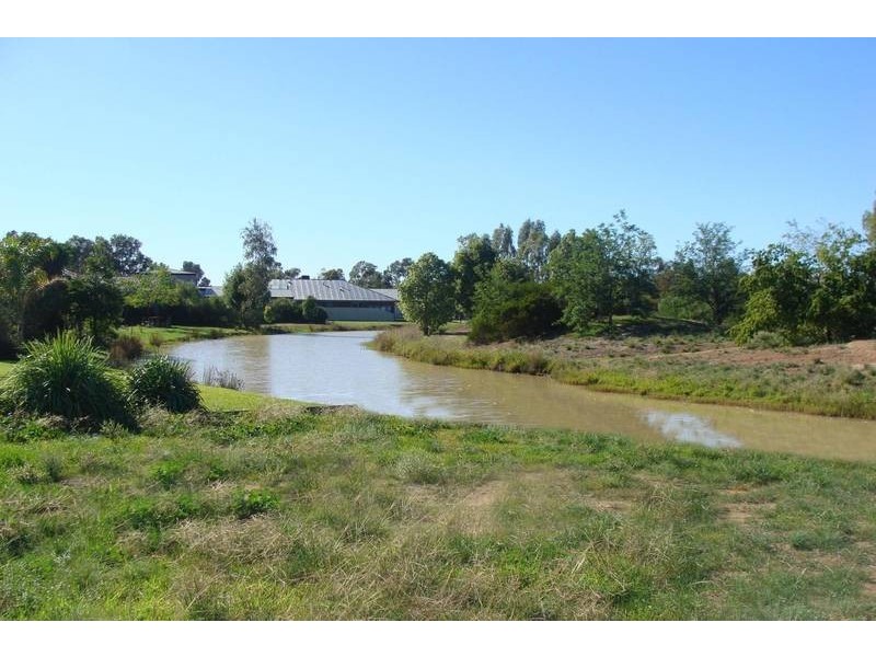 30 Kingfisher Drive West, Moama NSW 2731