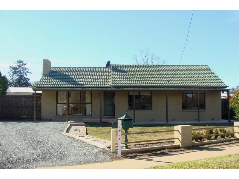 11 Francis Street, Moama NSW 2731