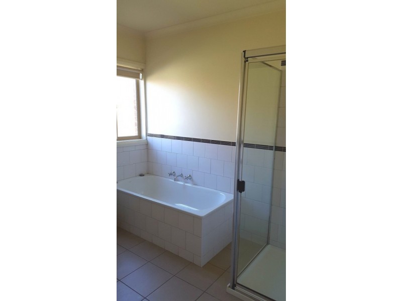 4/140 Bowen Street, Echuca VIC 3564