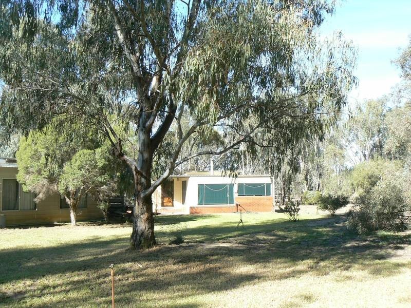 127 Woodbine Drive, Barmah VIC 3639