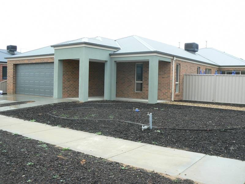 56 Wearne Rd, Echuca VIC 3564