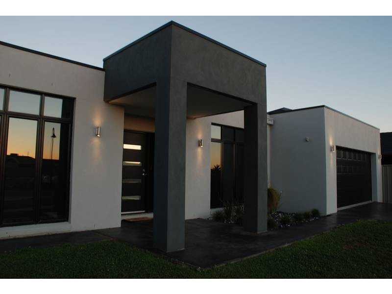 11 Yeovil Court, Echuca VIC 3564