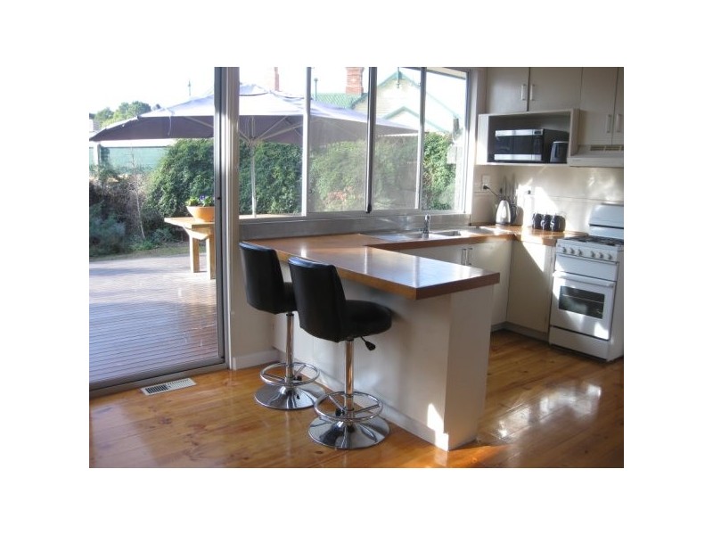 11 Waratah Grove, Echuca VIC 3564