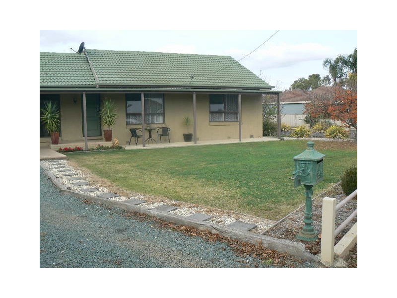 11 Francis Street, Moama NSW 2731