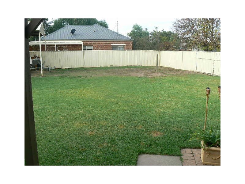 11 Francis Street, Moama NSW 2731