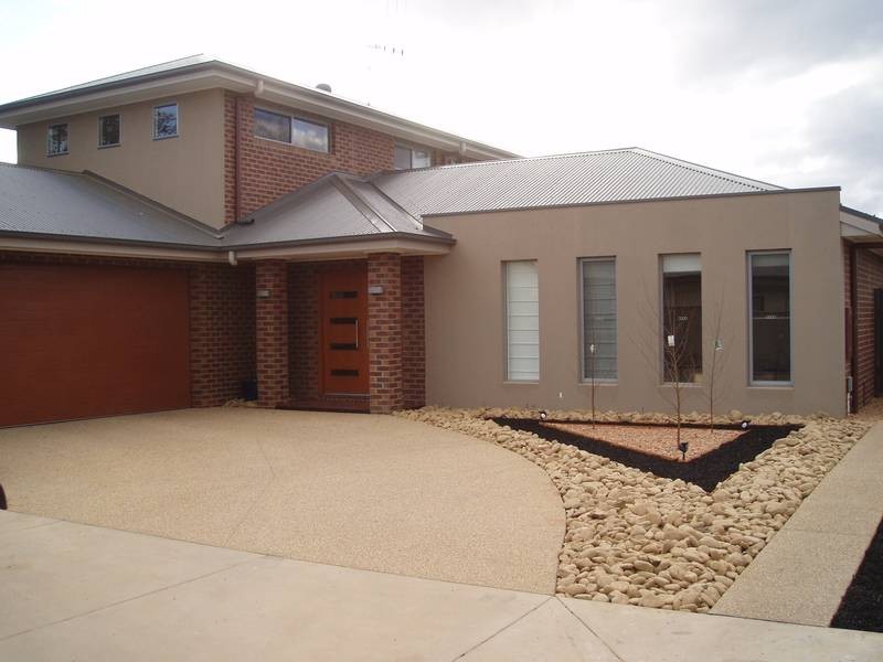 2/16 Echuca Street, Moama NSW 2731