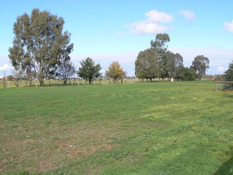 8941 Murray Valley Highway (5km’s East of Echuca), Echuca VIC 3564