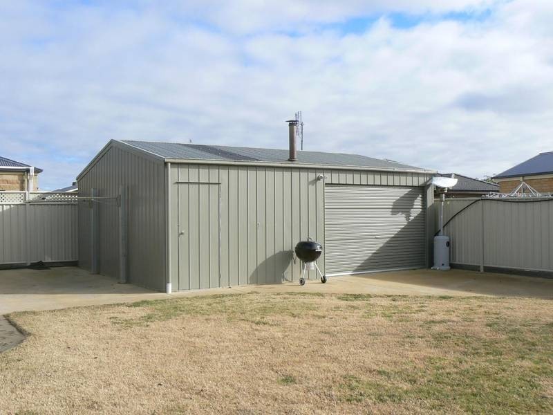 19 Forfar Drive, Moama NSW 2731