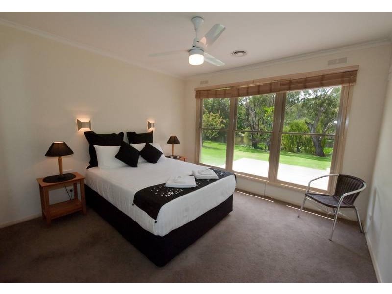 212 Wharparilla Drive, Echuca VIC 3564