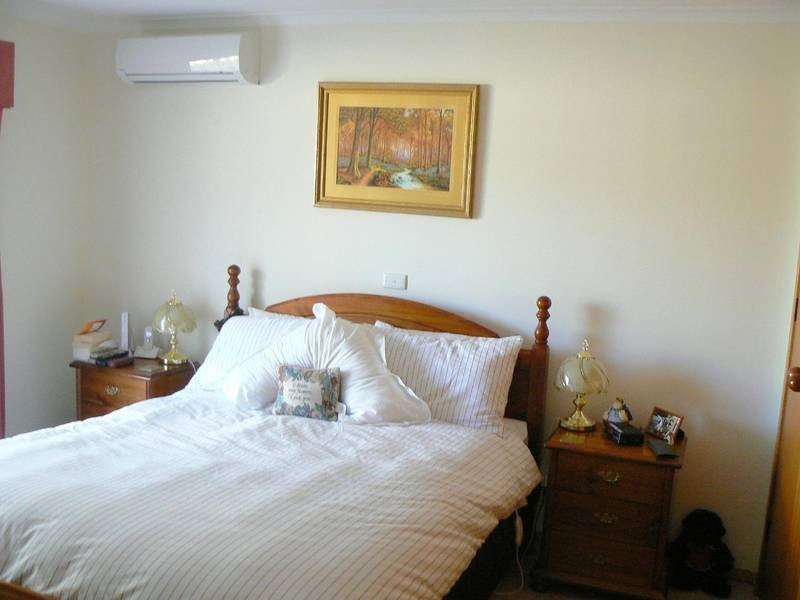 2 Carlyon Close, Moama NSW 2731