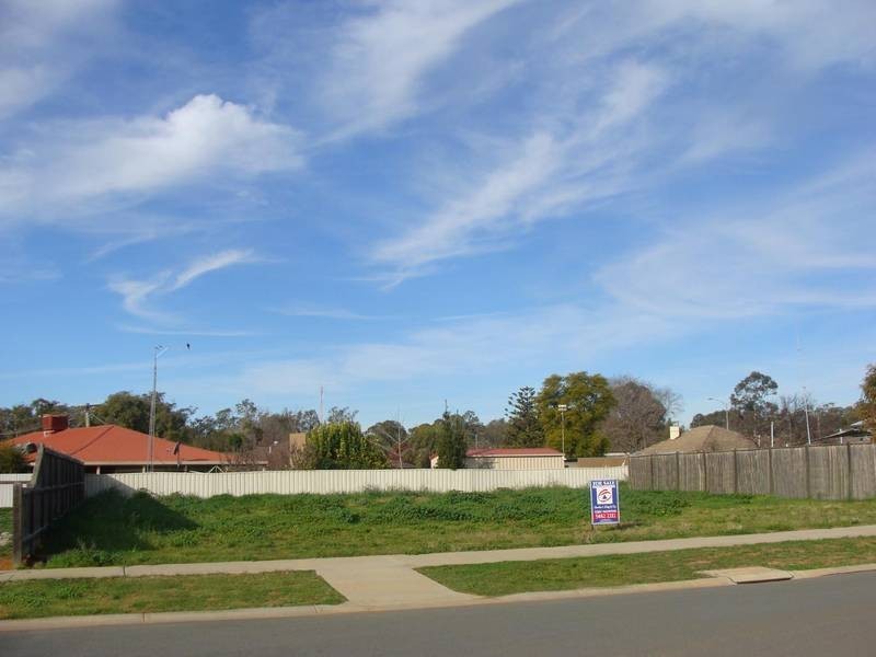 16 Willicent Terrace, Echuca VIC 3564