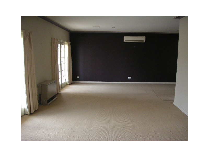 46 Ogilvie Avenue, Echuca VIC 3564