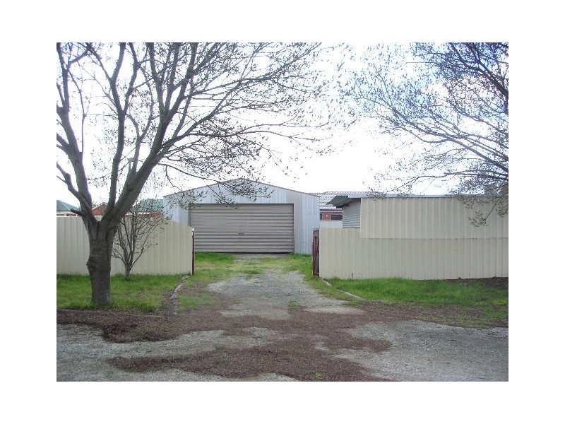 46 Ogilvie Avenue, Echuca VIC 3564