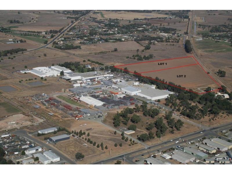 Lot 1 & 2, 1 Denmark Road, Echuca VIC 3564
