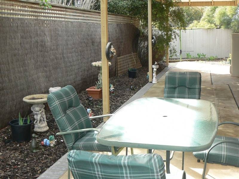 2/18 Porter Street, Moama NSW 2731