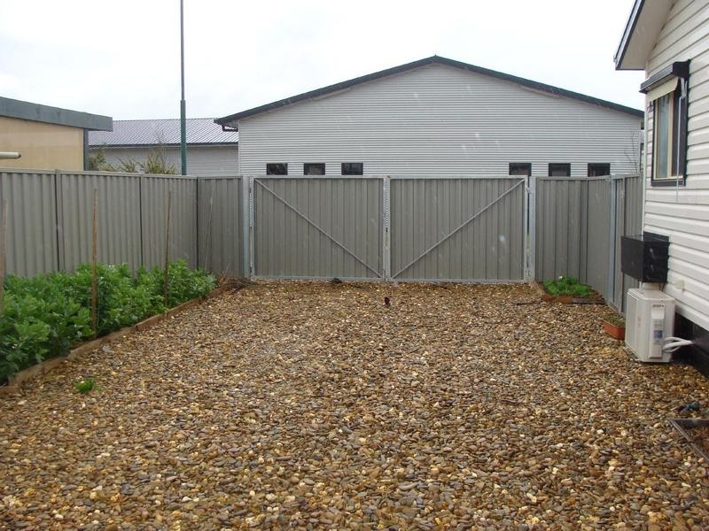 12 Perry Place, Moama NSW 2731