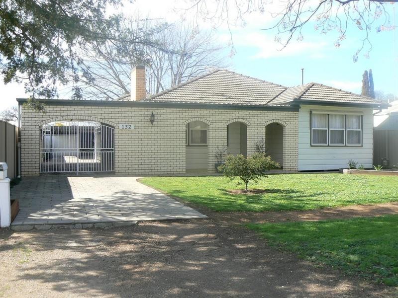 132 Bowen Street, Echuca VIC 3564