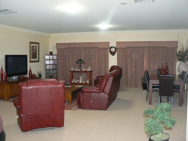 6 Brecon Court, Echuca VIC 3564