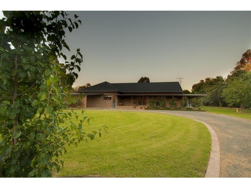 89 Scott Road, Echuca VIC 3564