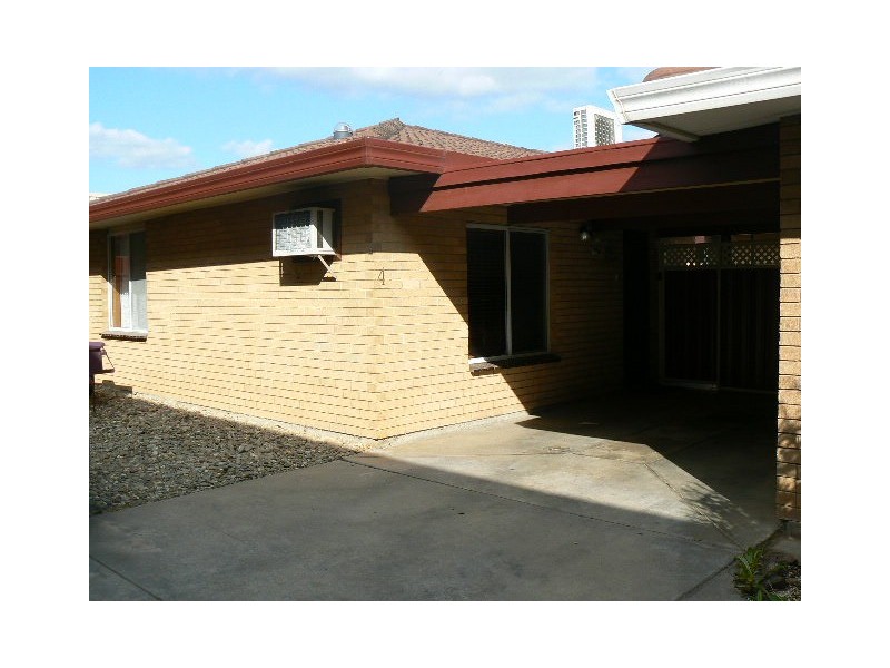 4/384 High Street, Echuca VIC 3564