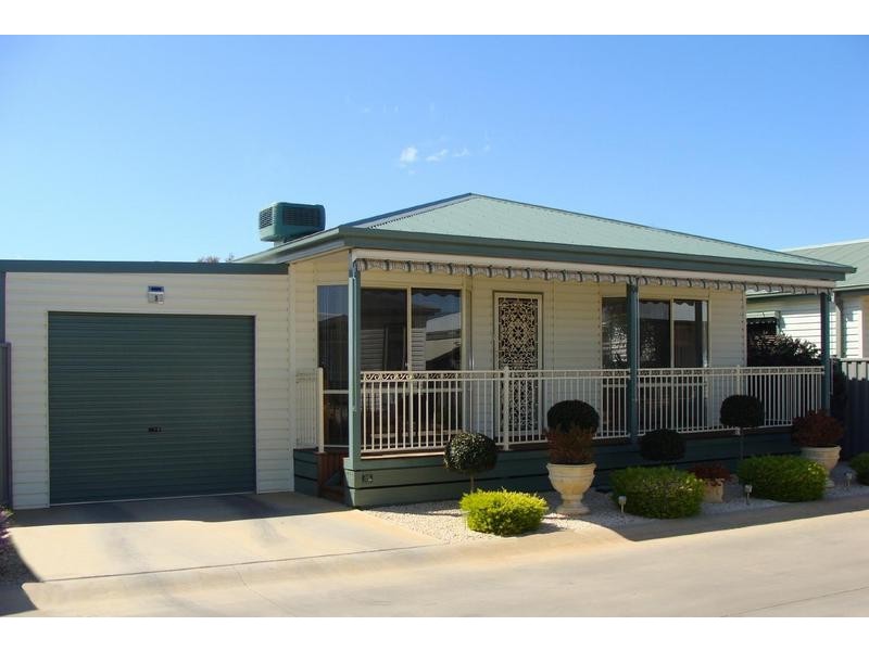 9 Paradise Place, Cobb Haven, Moama NSW 2731