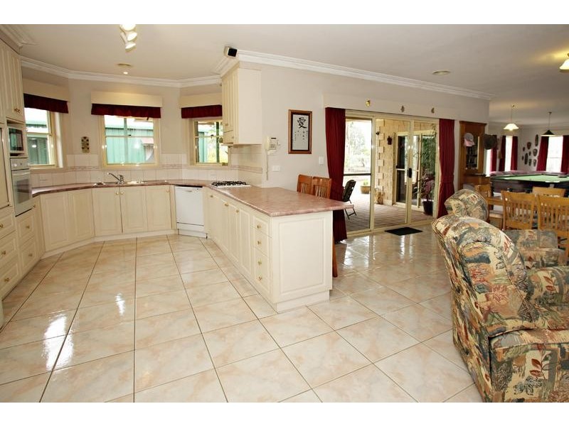 5 Charters Drive, Moama NSW 2731