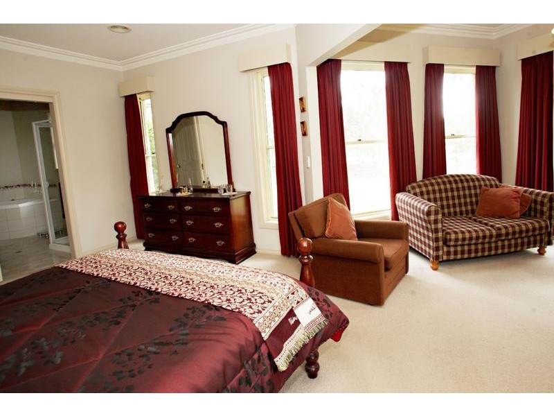 5 Charters Drive, Moama NSW 2731